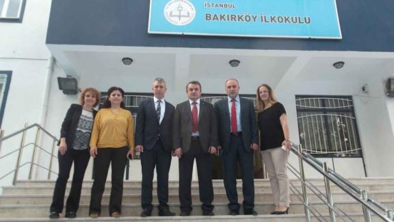 İlçe Kaymakamımız ve Milli Eğitim Müdürümüzün Bakırköy İlkokulunu ziyareti.