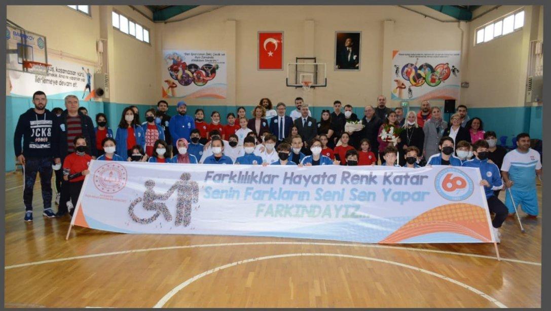 İlçe Millî Eğitim Müdürlüğümüzce 3 Aralık Dünya Engelliler Günü  Kapsamında 60.Yıl Ataköy Ortaokulunda Farkındalık  Programı Gerçekleştirildi. 